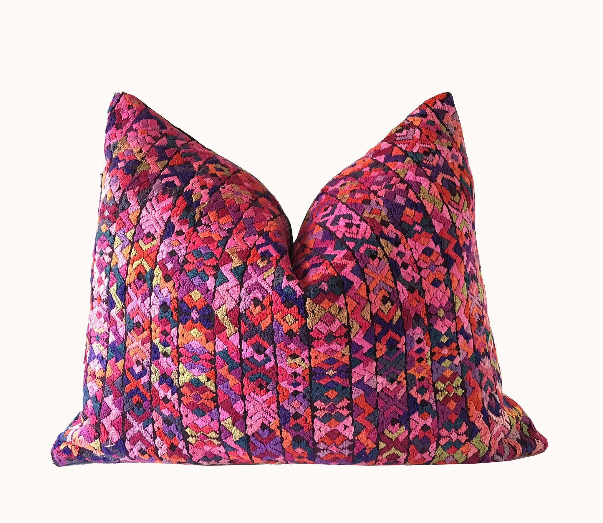 Guatemalan textiles, huipil pillow - Lamour Artisans