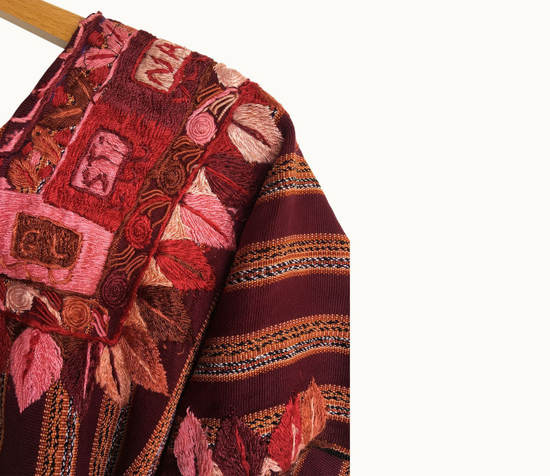 Guatemalan textiles, huipil - Lamour Artisans