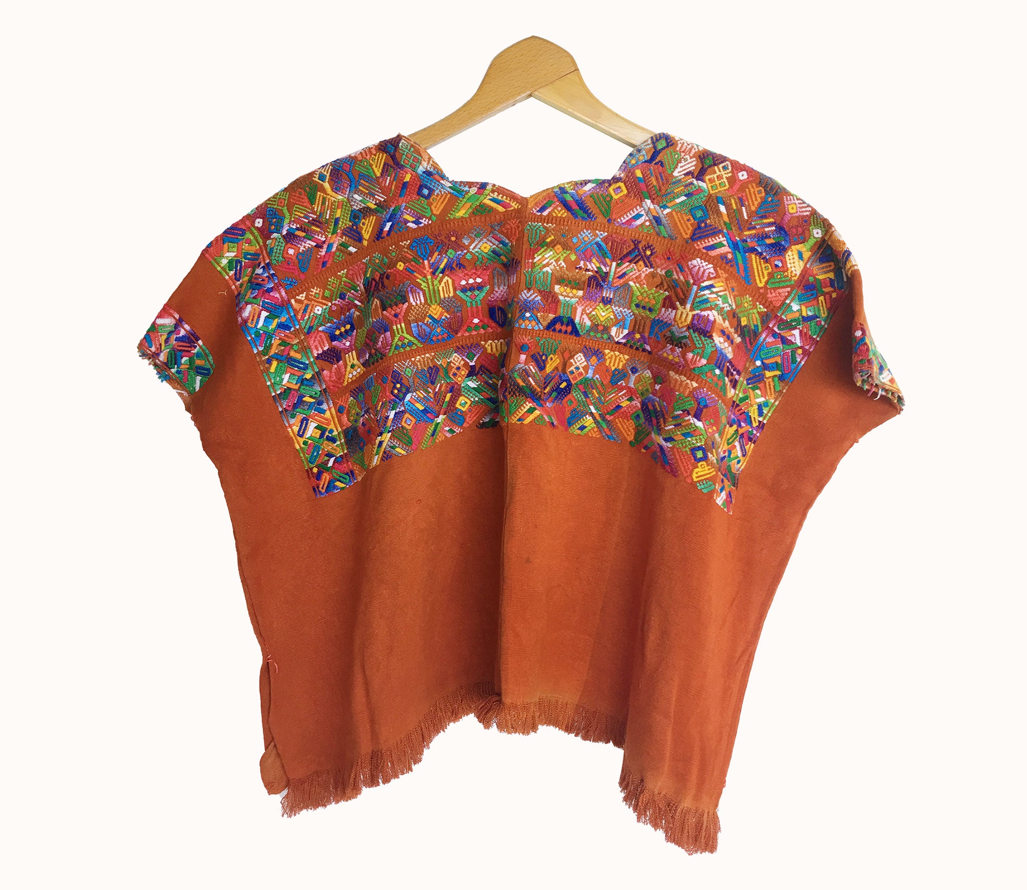 Guatemalan textiles, huipil - Lamour Artisans