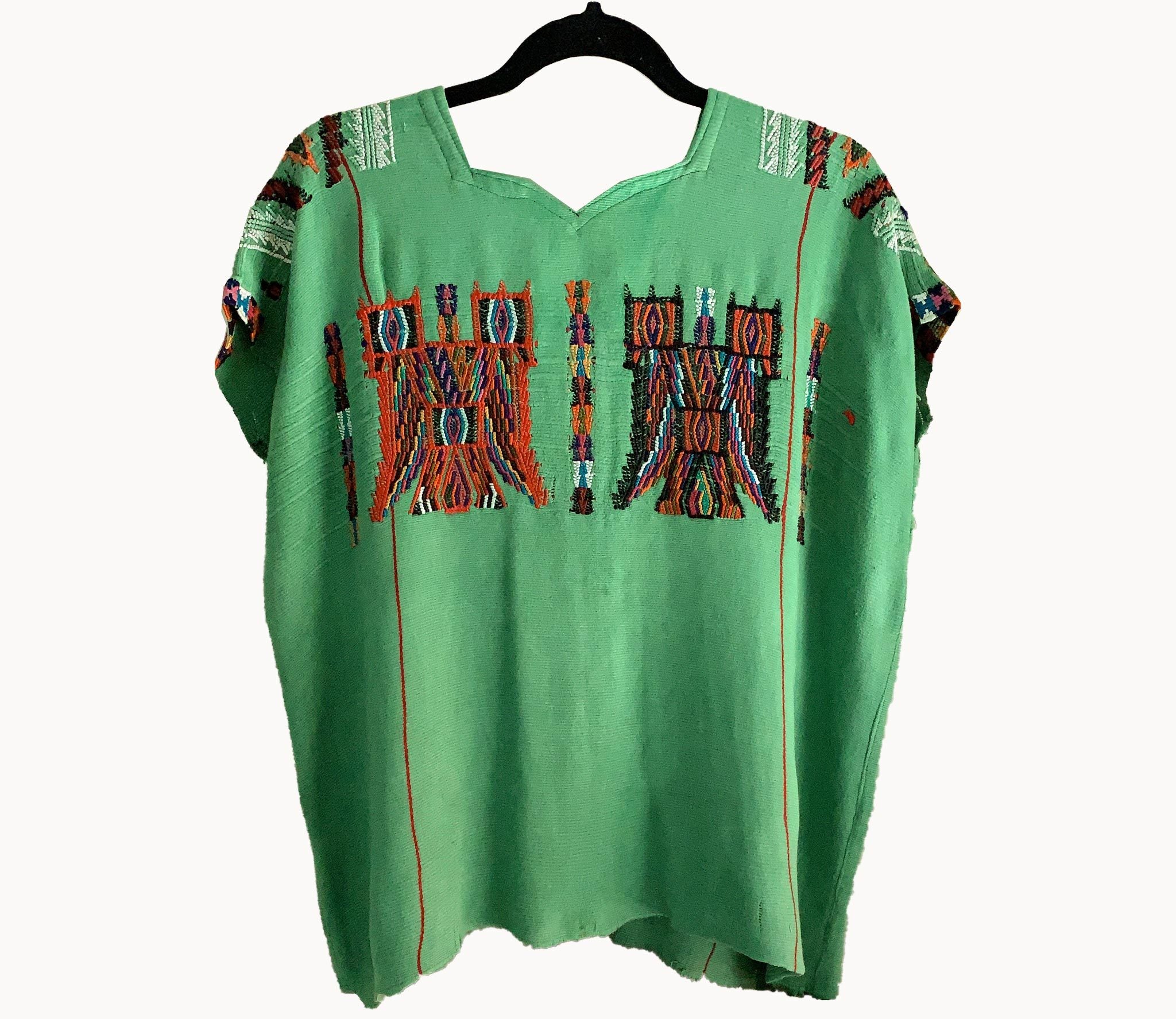 Guatemalan textiles, huipil - Lamour Artisans