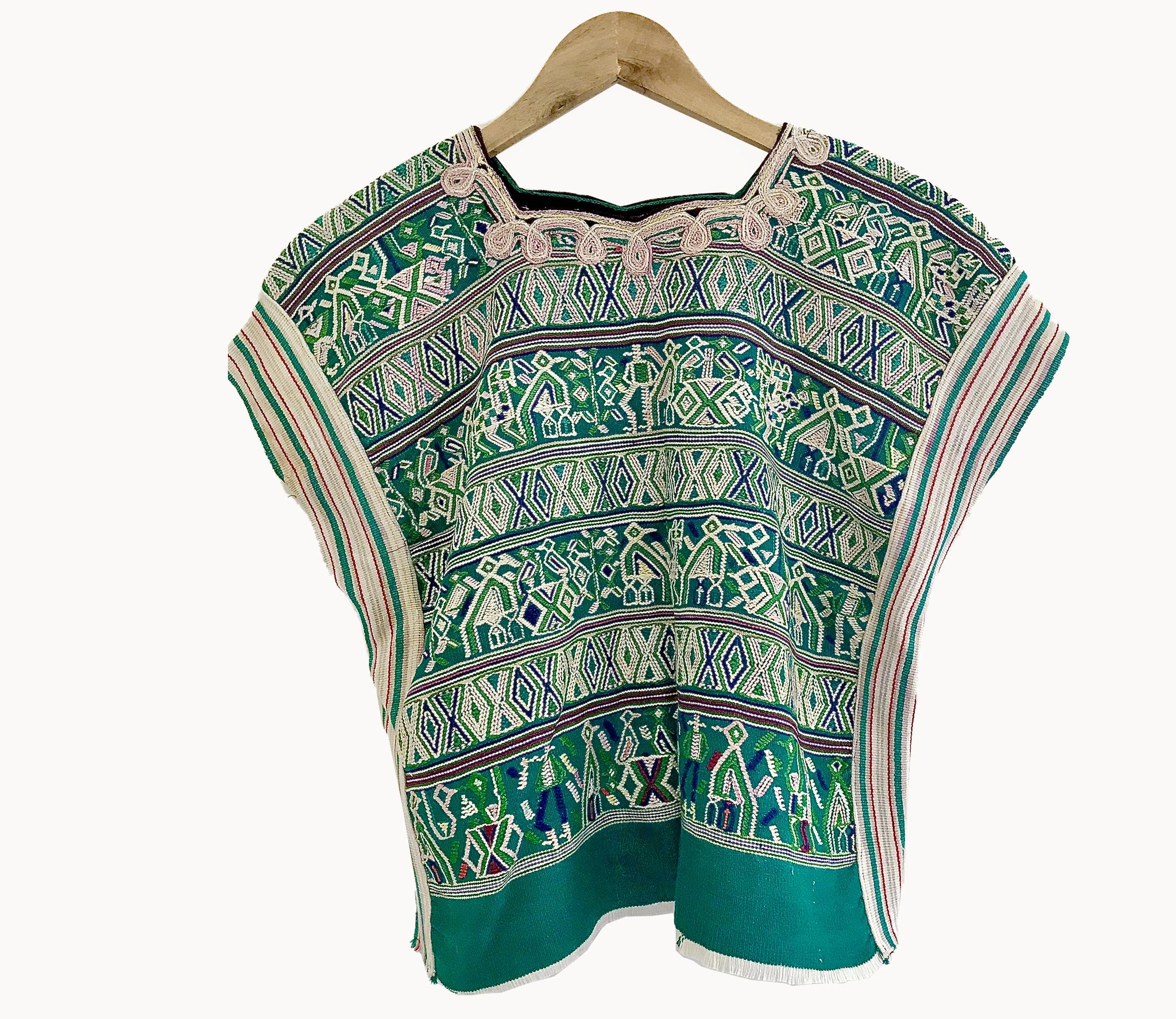 Guatemalan textiles, huipil - Lamour Artisans