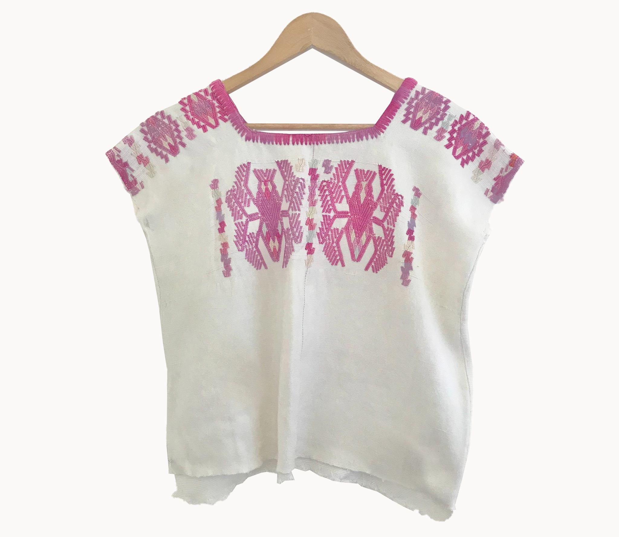 Guatemalan textiles, huipil - Lamour Artisans