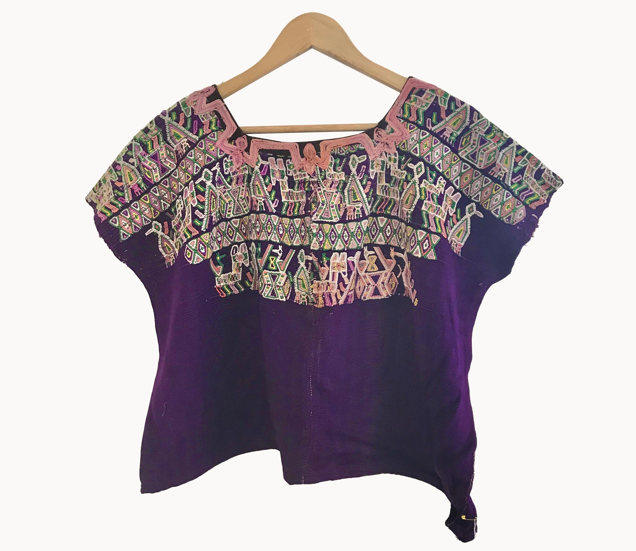 Guatemalan textiles, huipil - Lamour Artisans