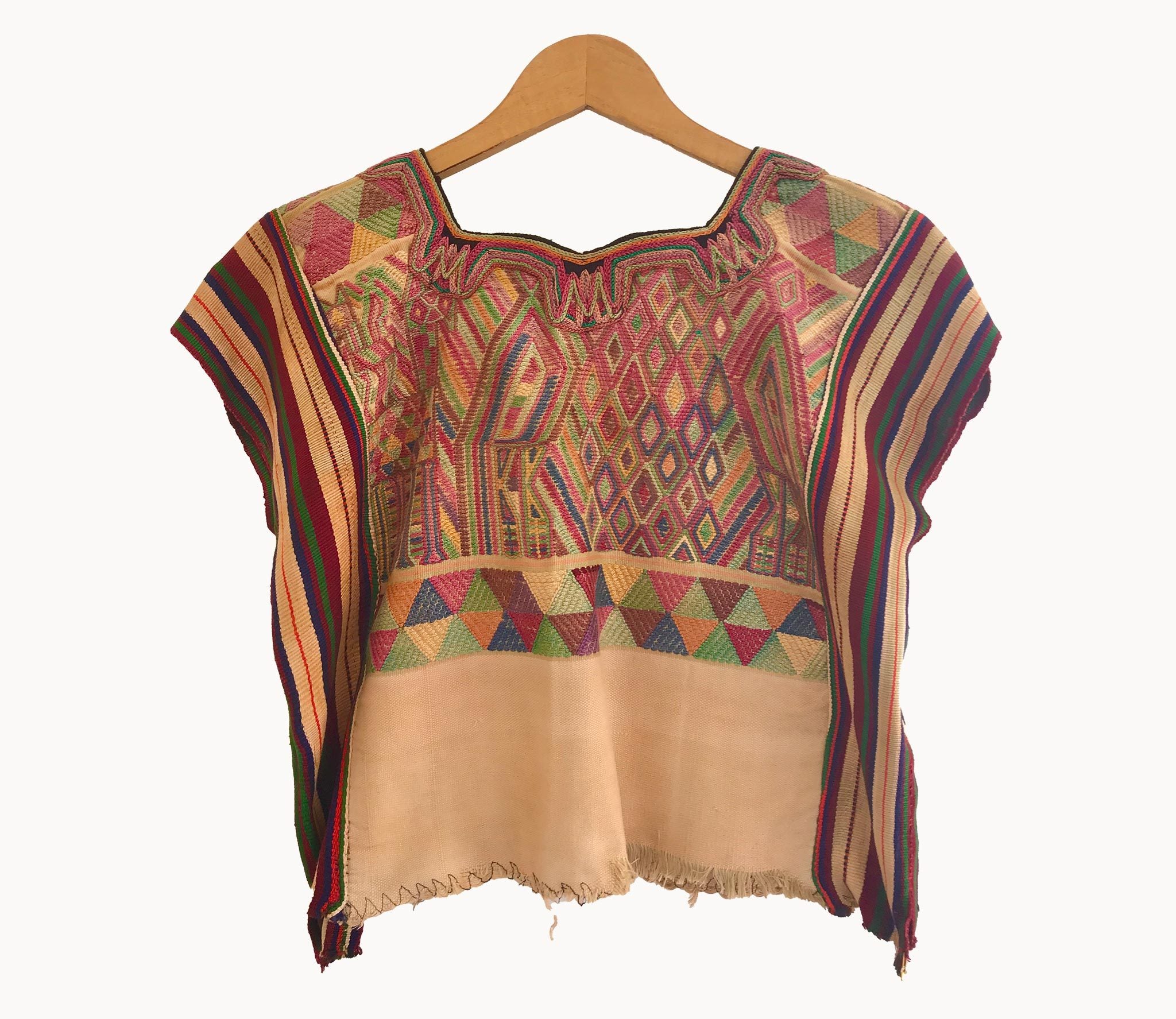 Guatemalan textiles, huipil - Lamour Artisans