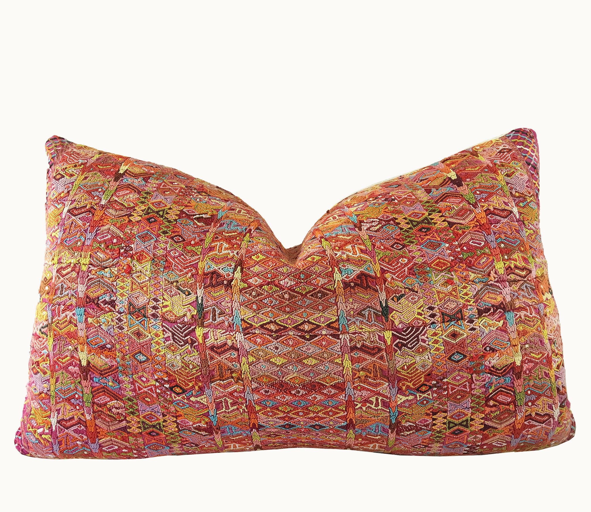 Guatemalan textiles, huipil pillow - Lamour Artisans