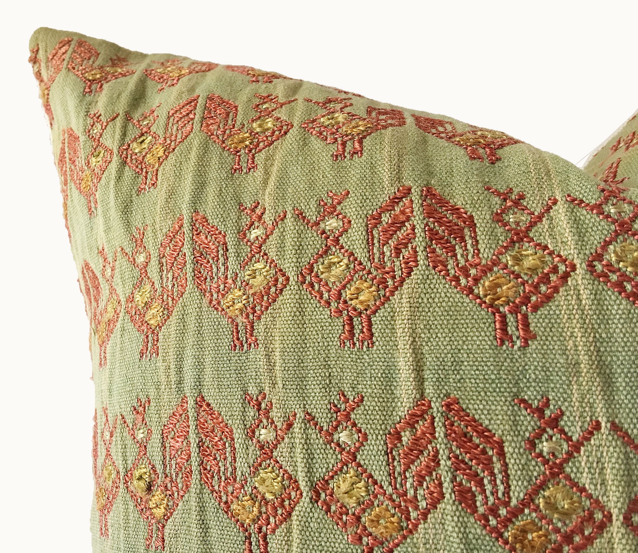 Guatemalan textiles, huipil pillow - Lamour Artisans