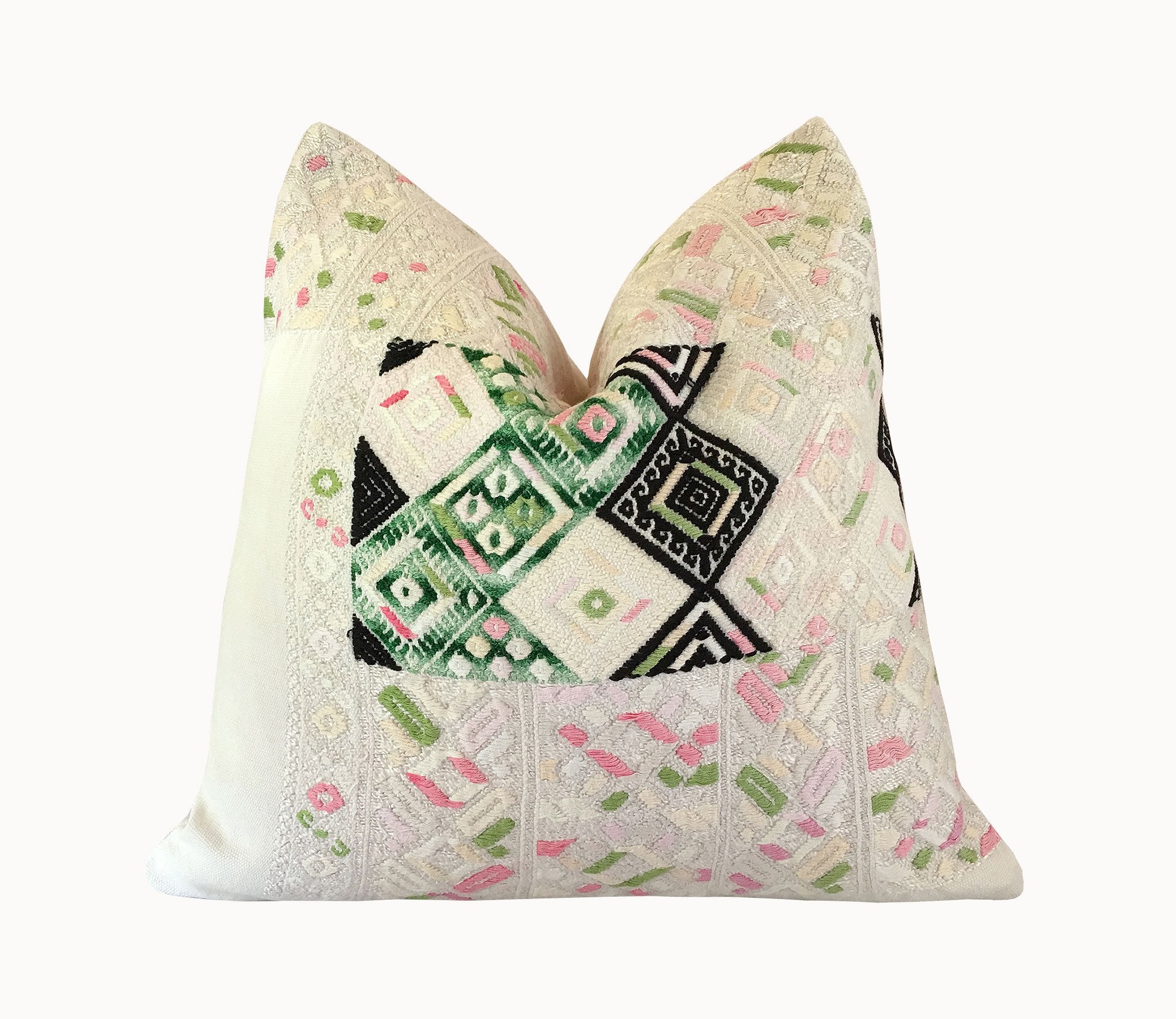 Guatemalan textiles, huipil pillow - Lamour Artisans