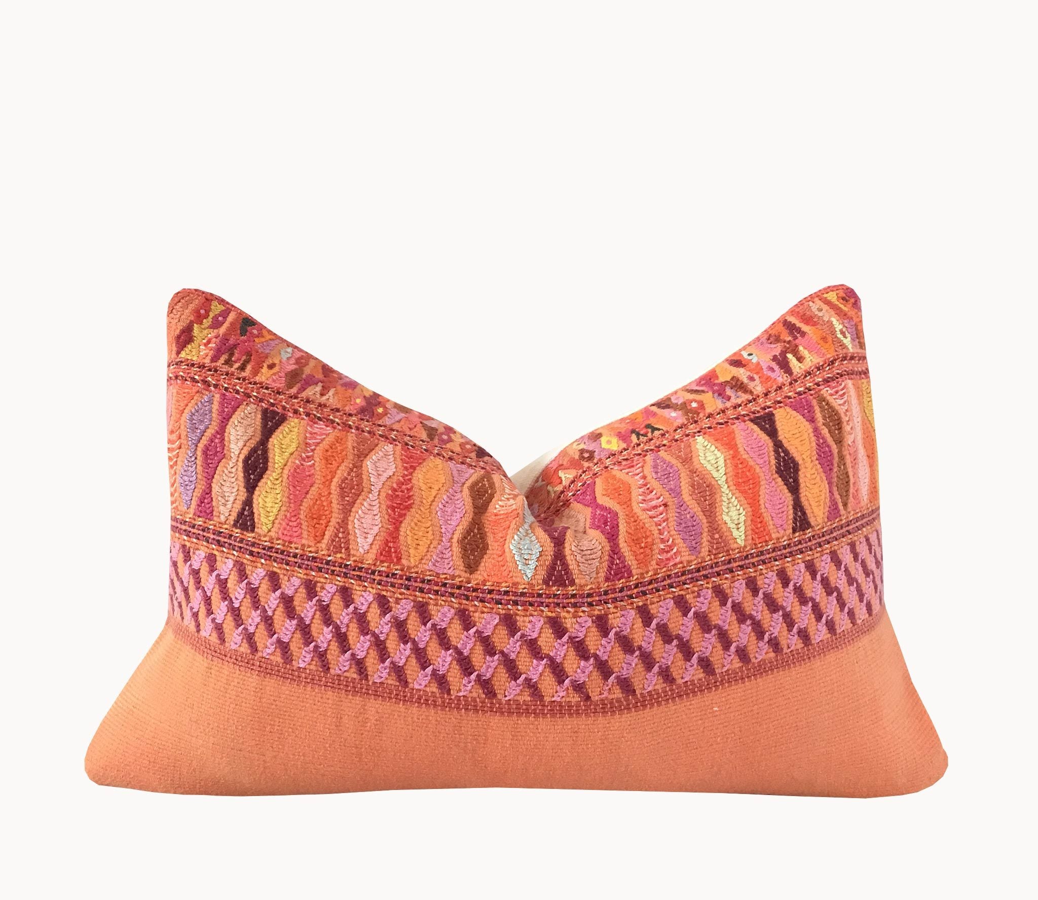 Guatemalan textiles, huipil pillow - Lamour Artisans