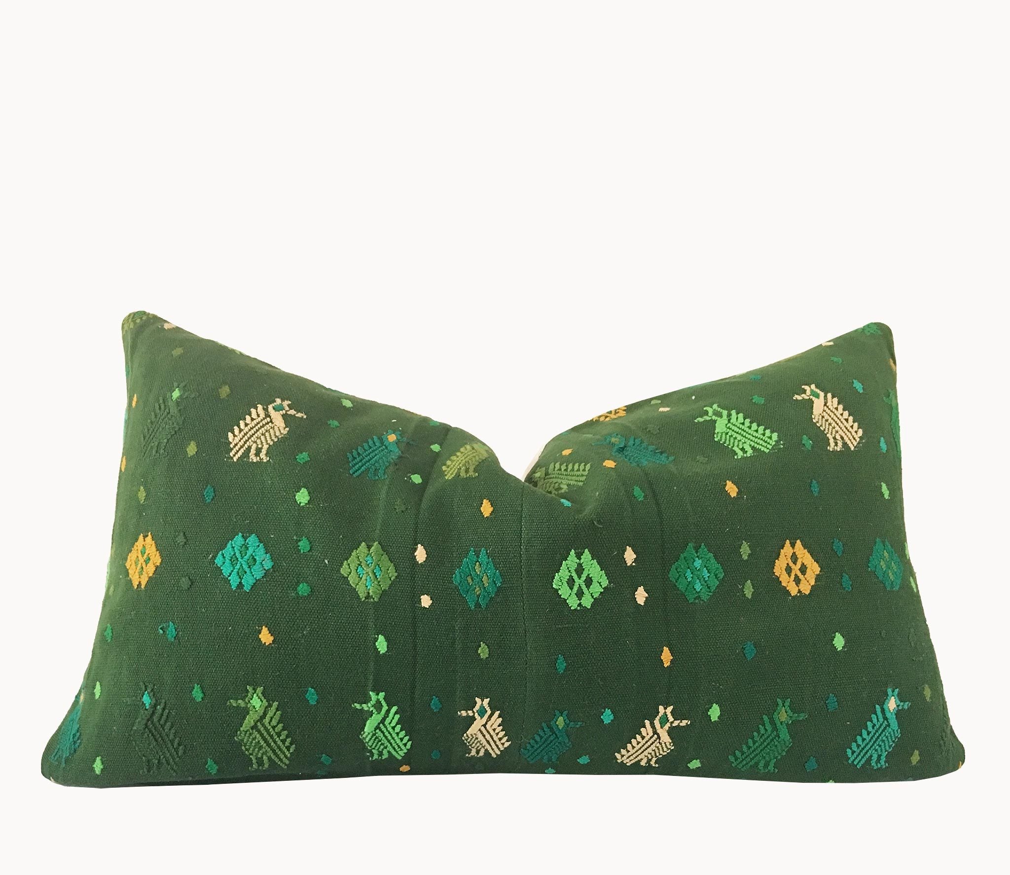 Guatemalan textiles, huipil pillow - Lamour Artisans