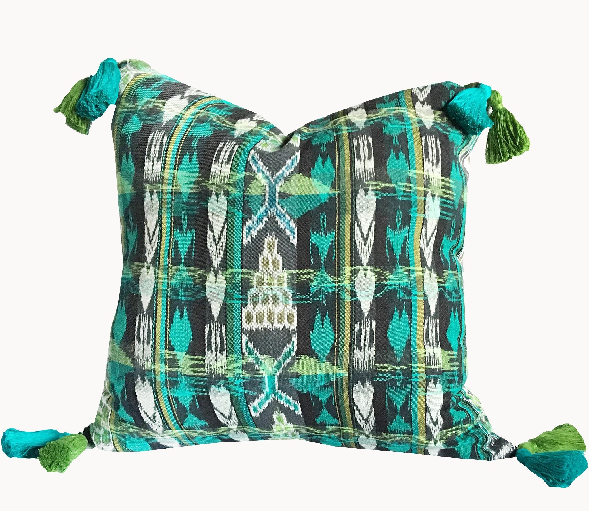 Guatemalan textiles, ikat pillow - Lamour Artisans