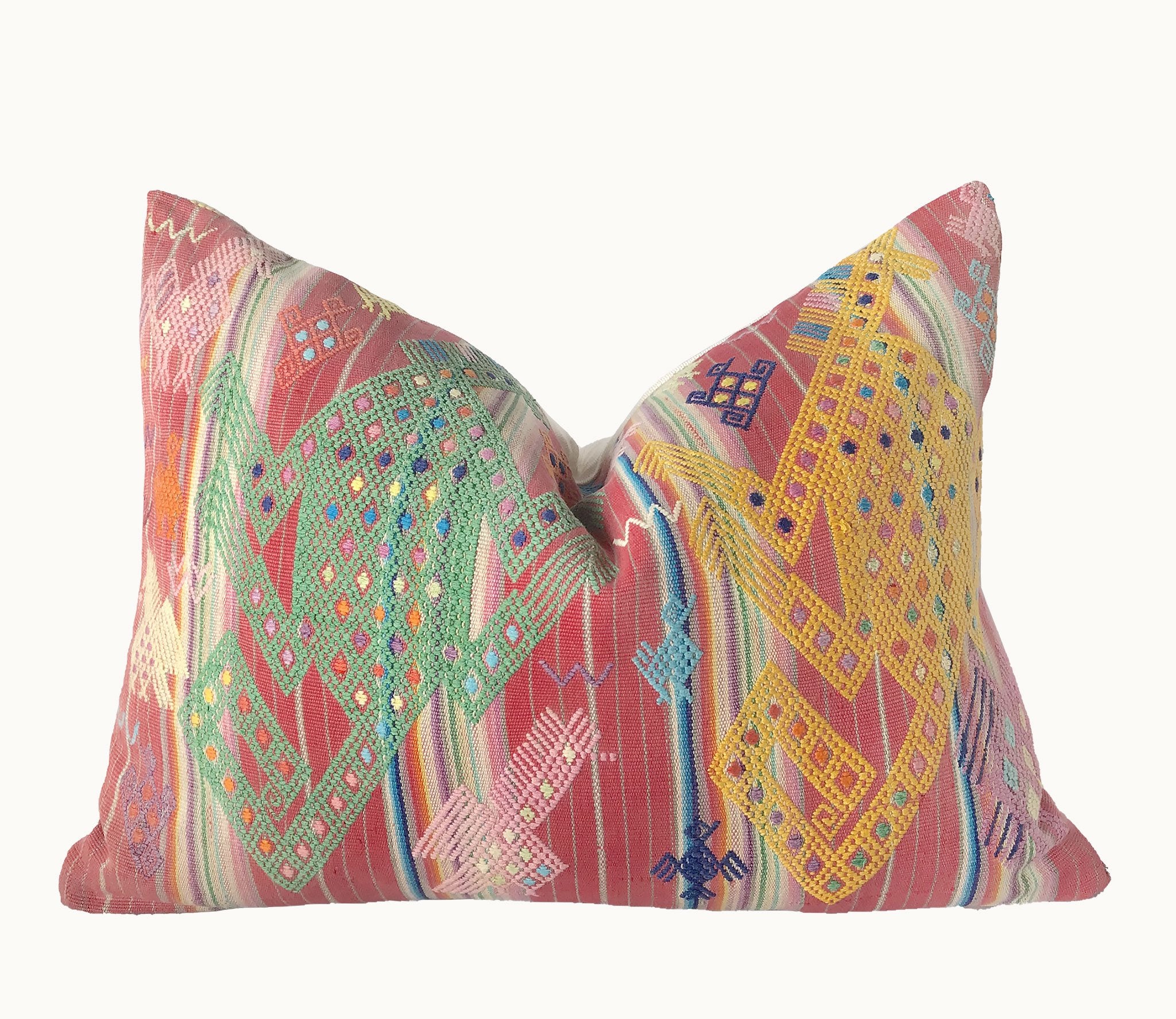 Guatemalan textiles, huipil pillow - Lamour Artisans