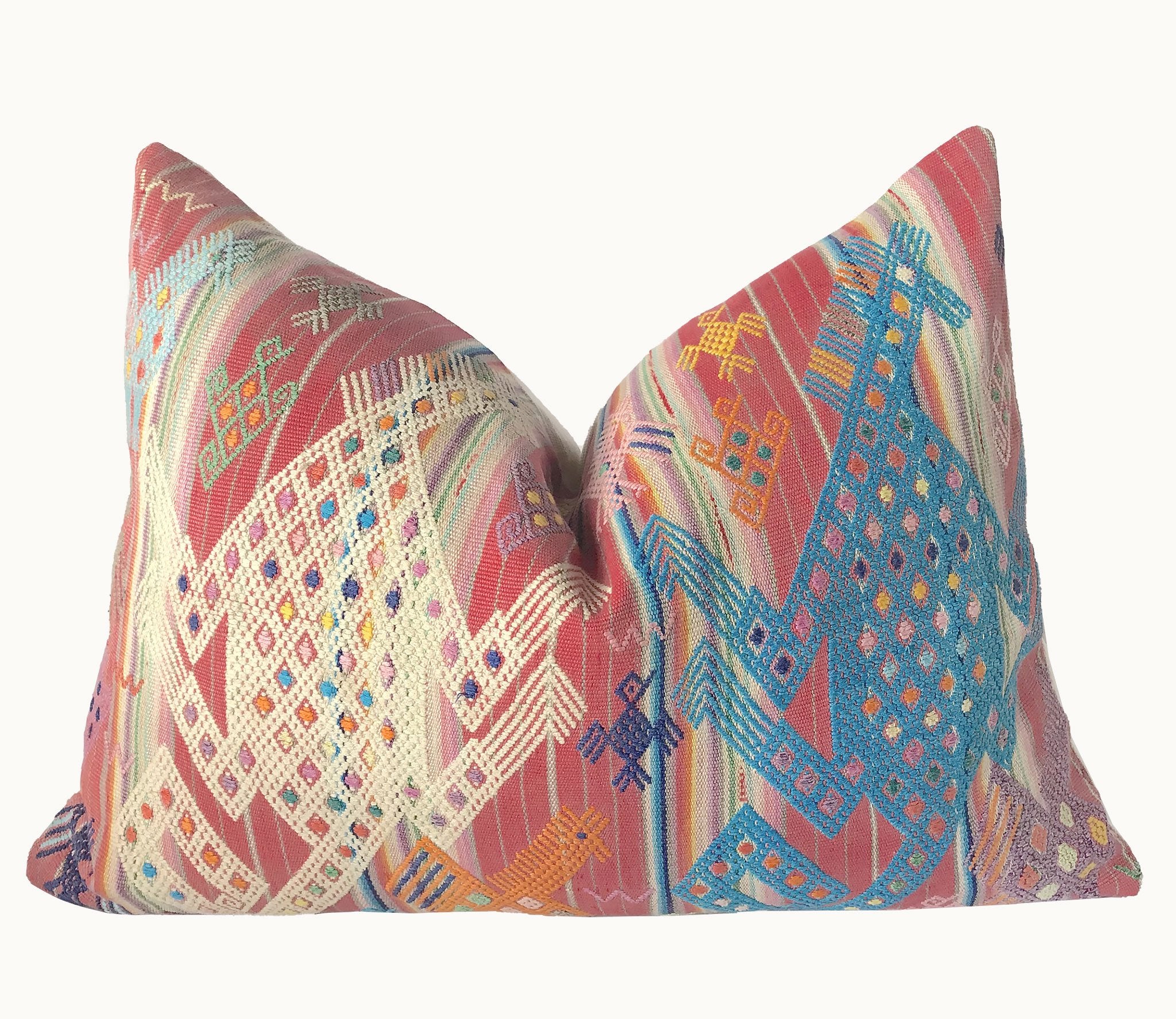 Guatemalan textiles, huipil pillow - Lamour Artisans