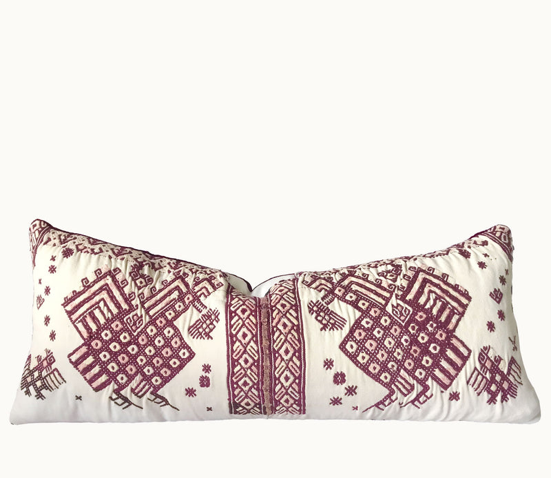 Guatemalan textiles, huipil pillow - Lamour Artisans