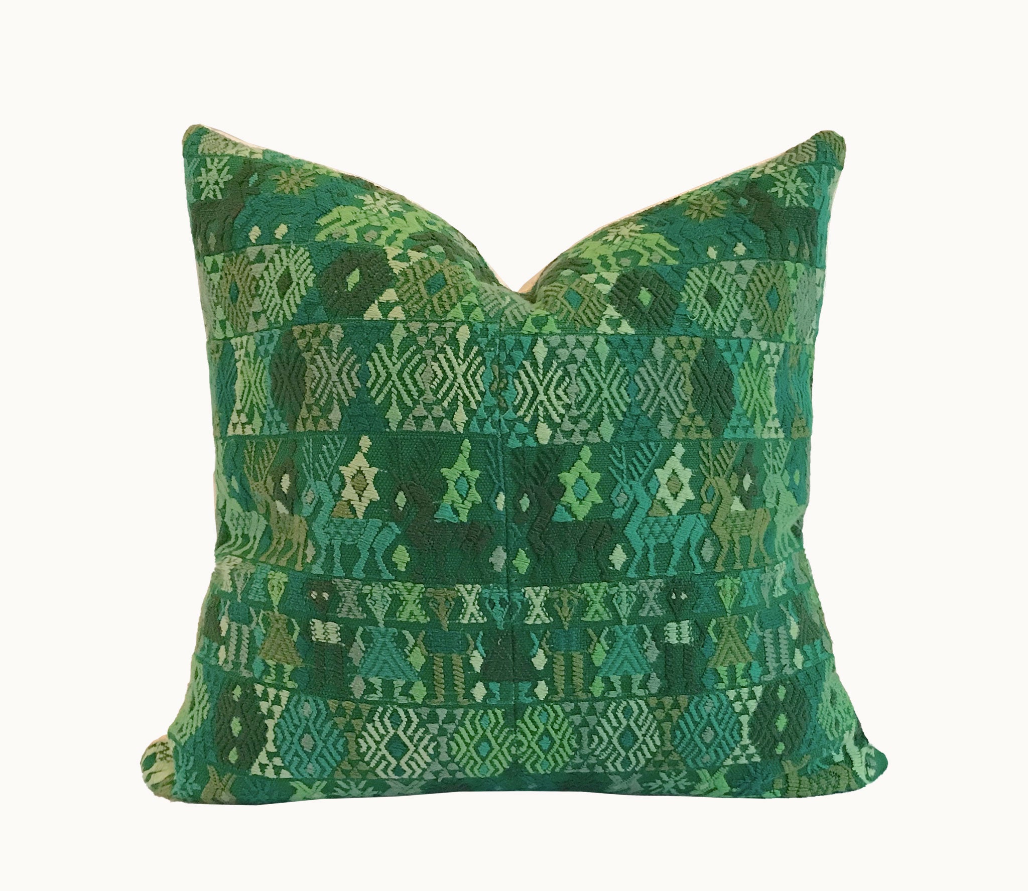 Guatemalan textiles, huipil pillow - Lamour Artisans