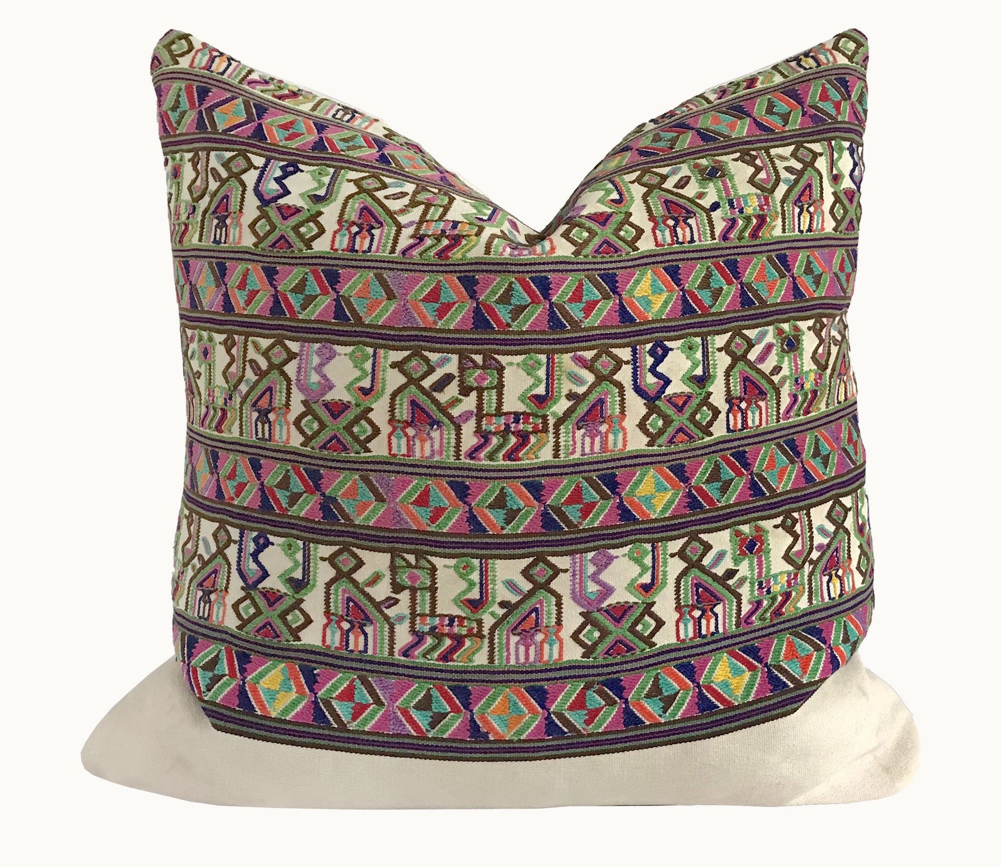 Guatemalan textiles, huipil pillow - Lamour Artisans
