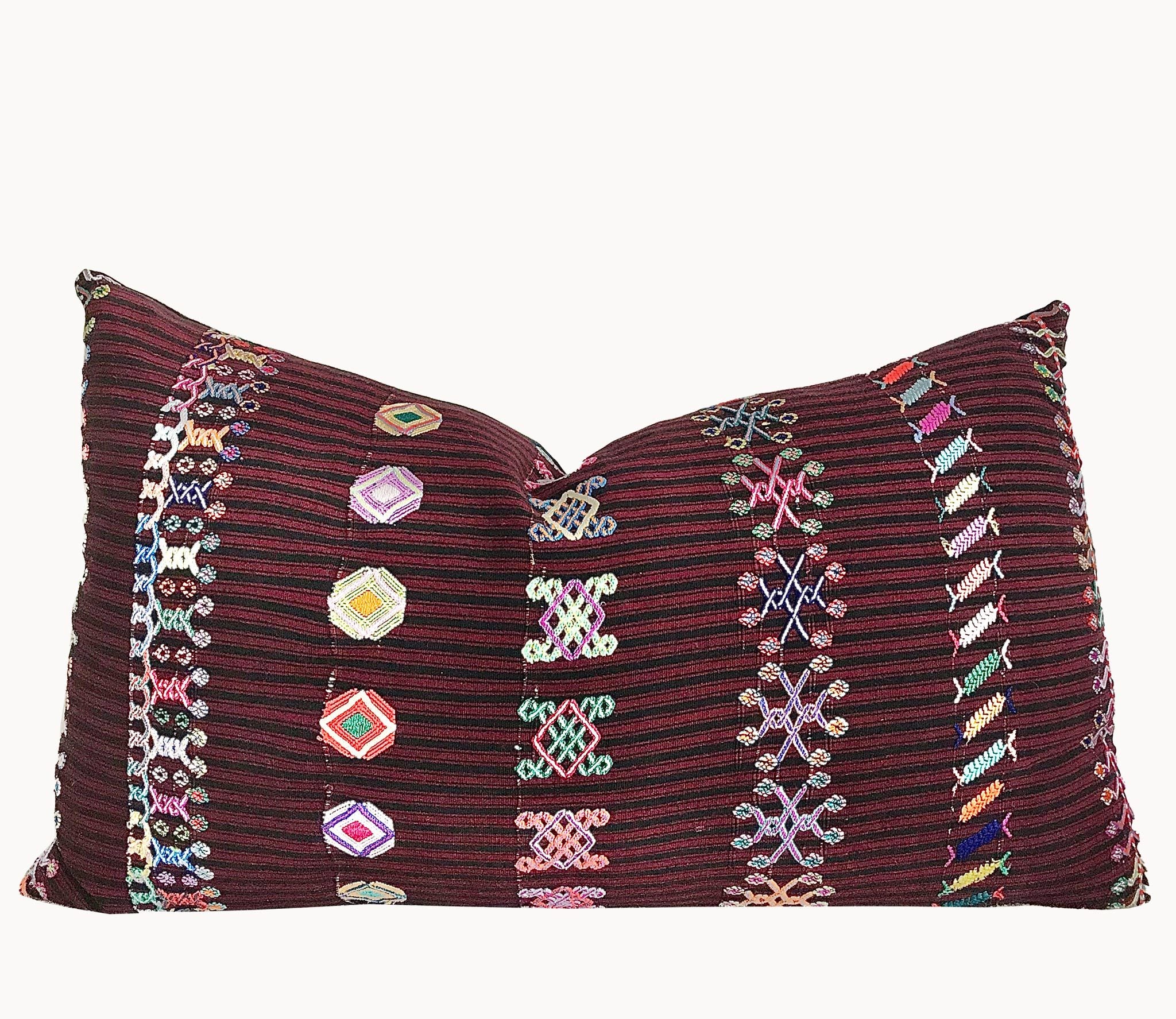 Guatemalan textiles, huipil pillow - Lamour Artisans