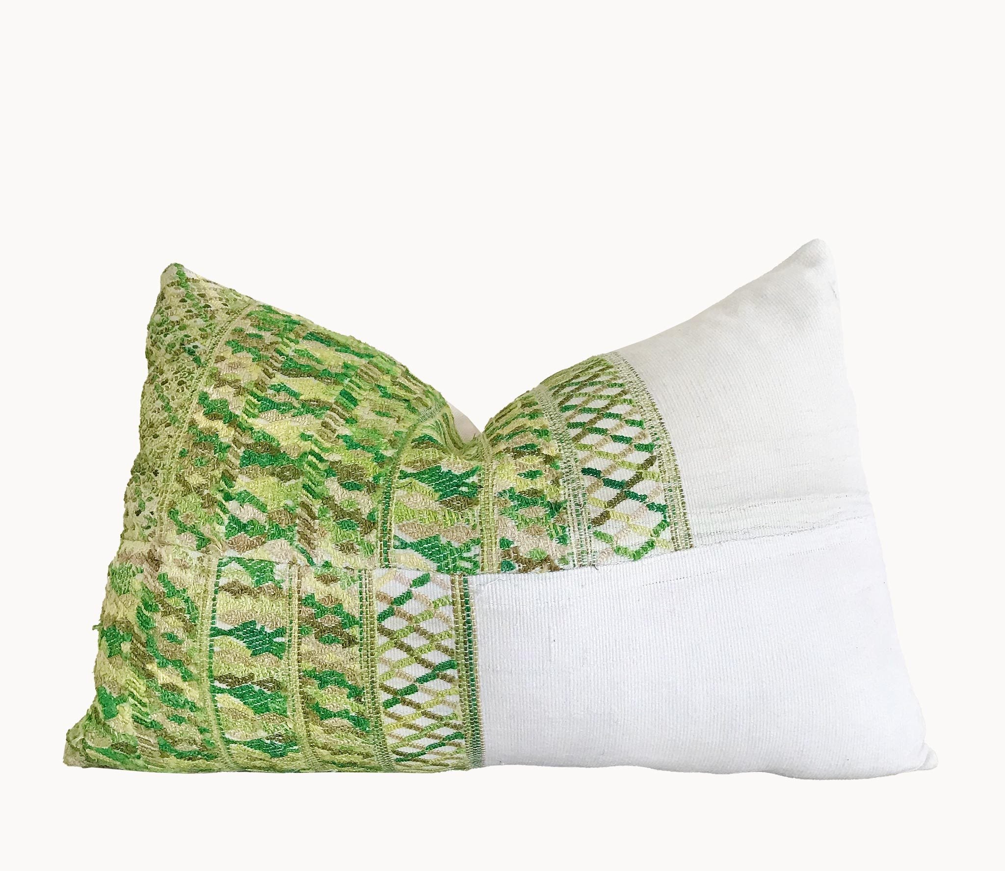 Guatemalan textiles, huipil pillow - Lamour Artisans