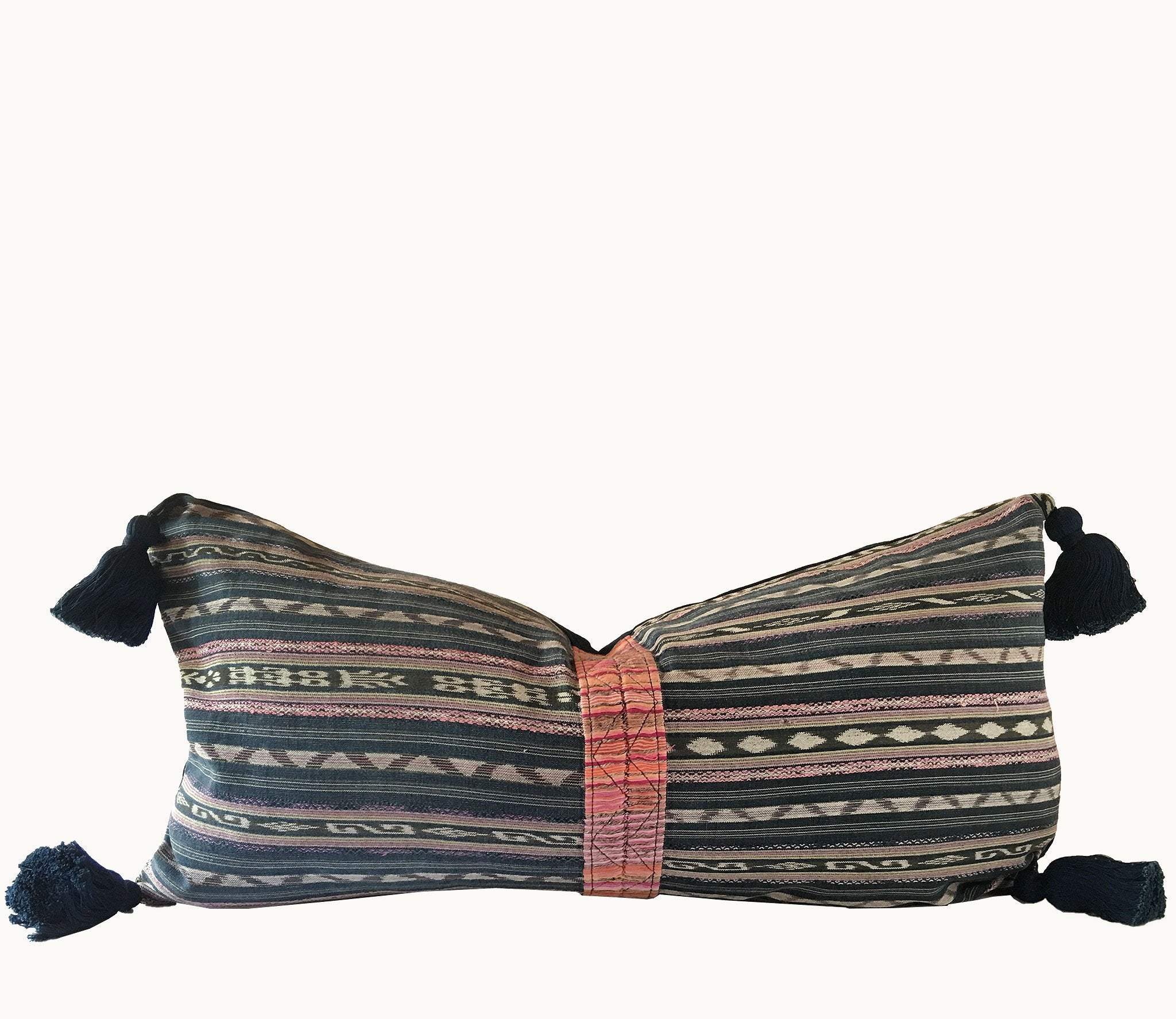 Guatemalan textiles, ikat pillow - Lamour Artisans