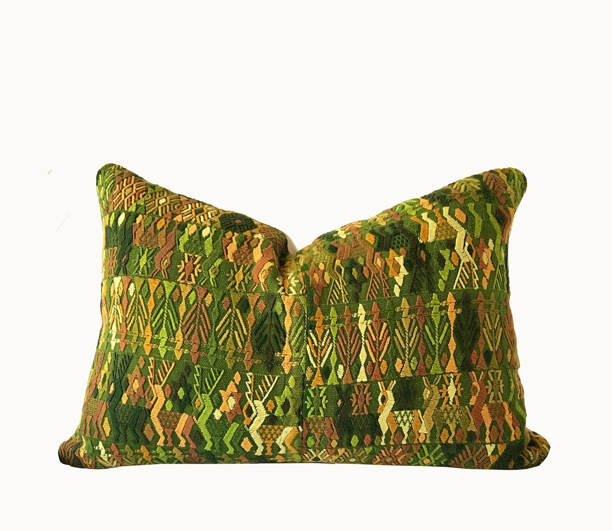 Guatemalan textiles, huipil pillow - Lamour Artisans