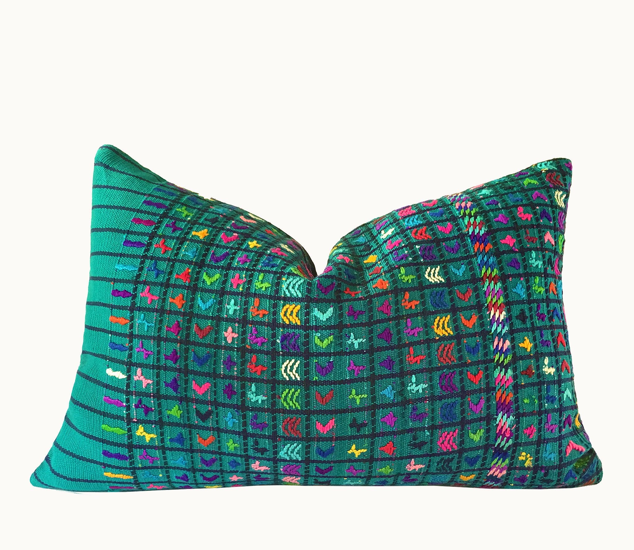 Guatemalan textiles, huipil pillow - Lamour Artisans