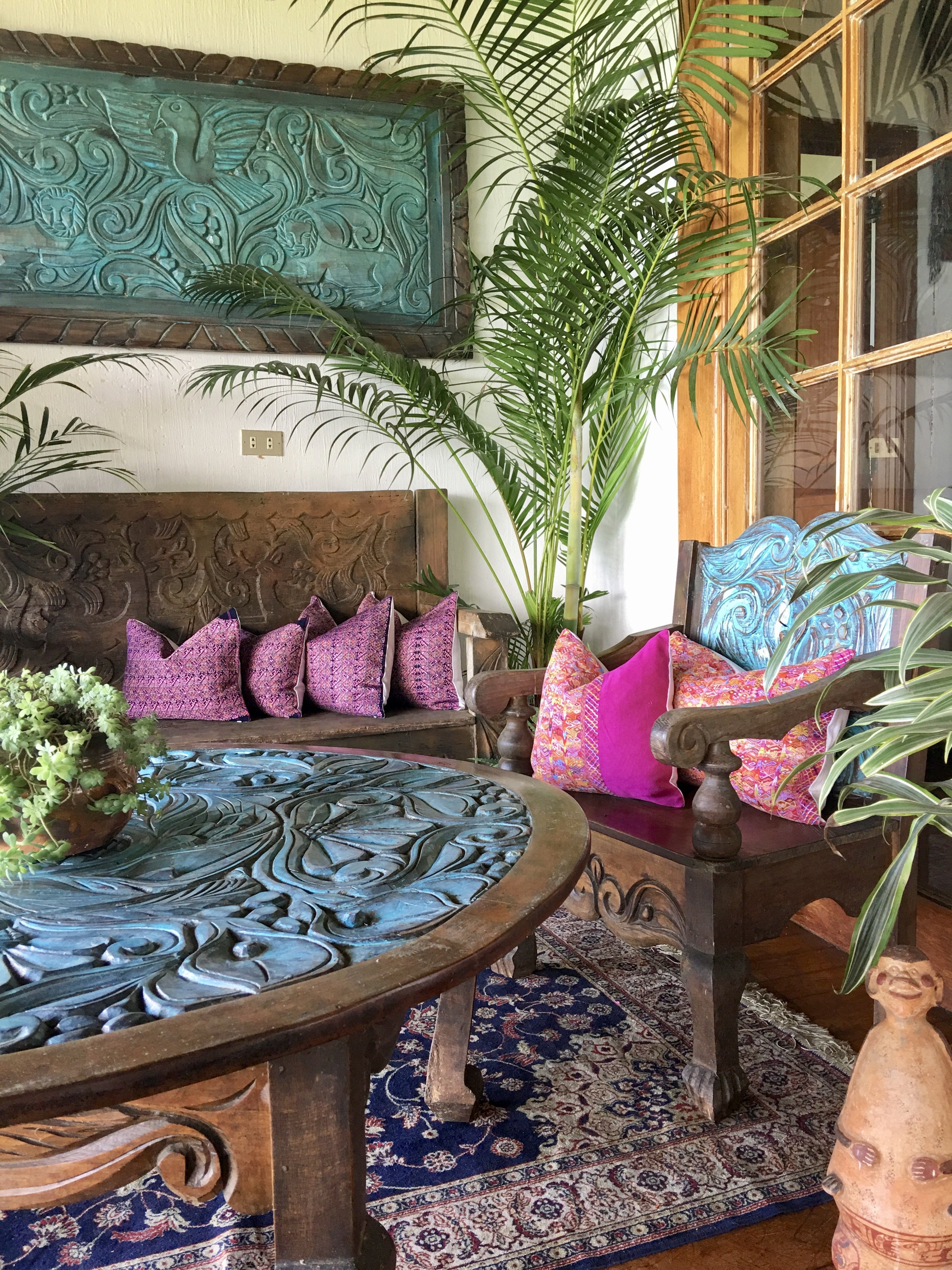 Guatemalan textiles, huipil pillow - Lamour Artisans