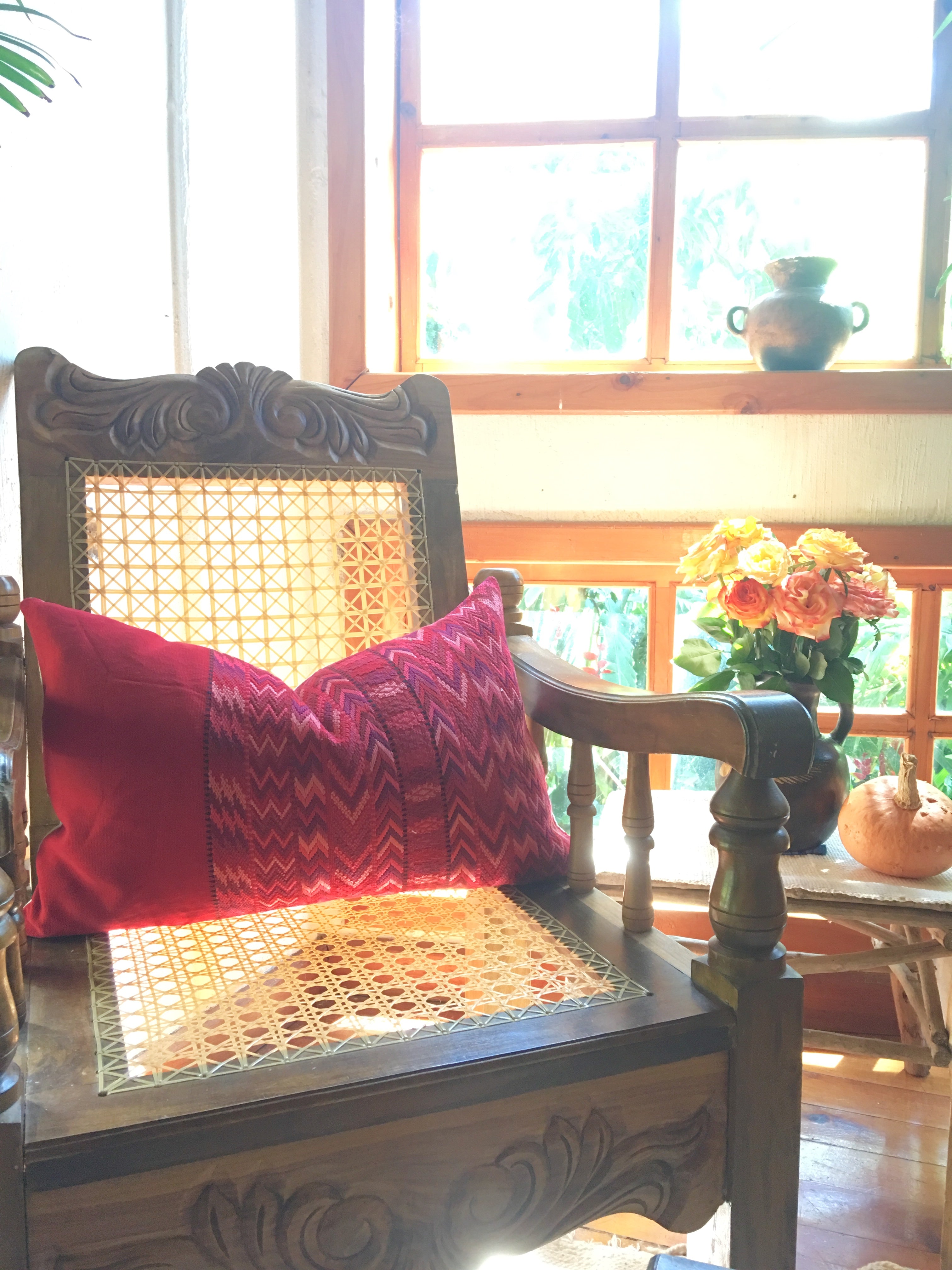 Guatemalan textiles, huipil pillow - Lamour Artisans