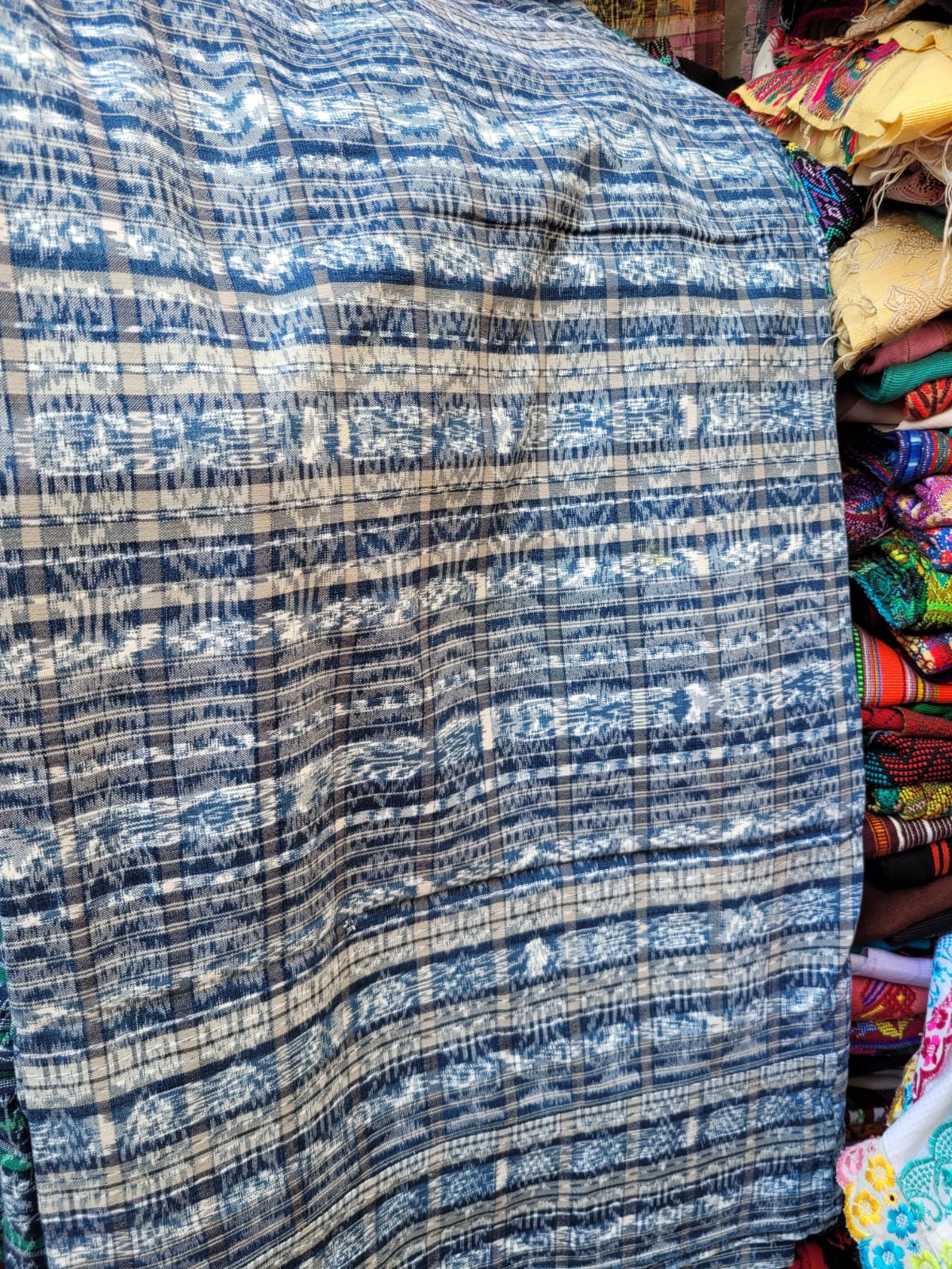 4 ikat cortes for April