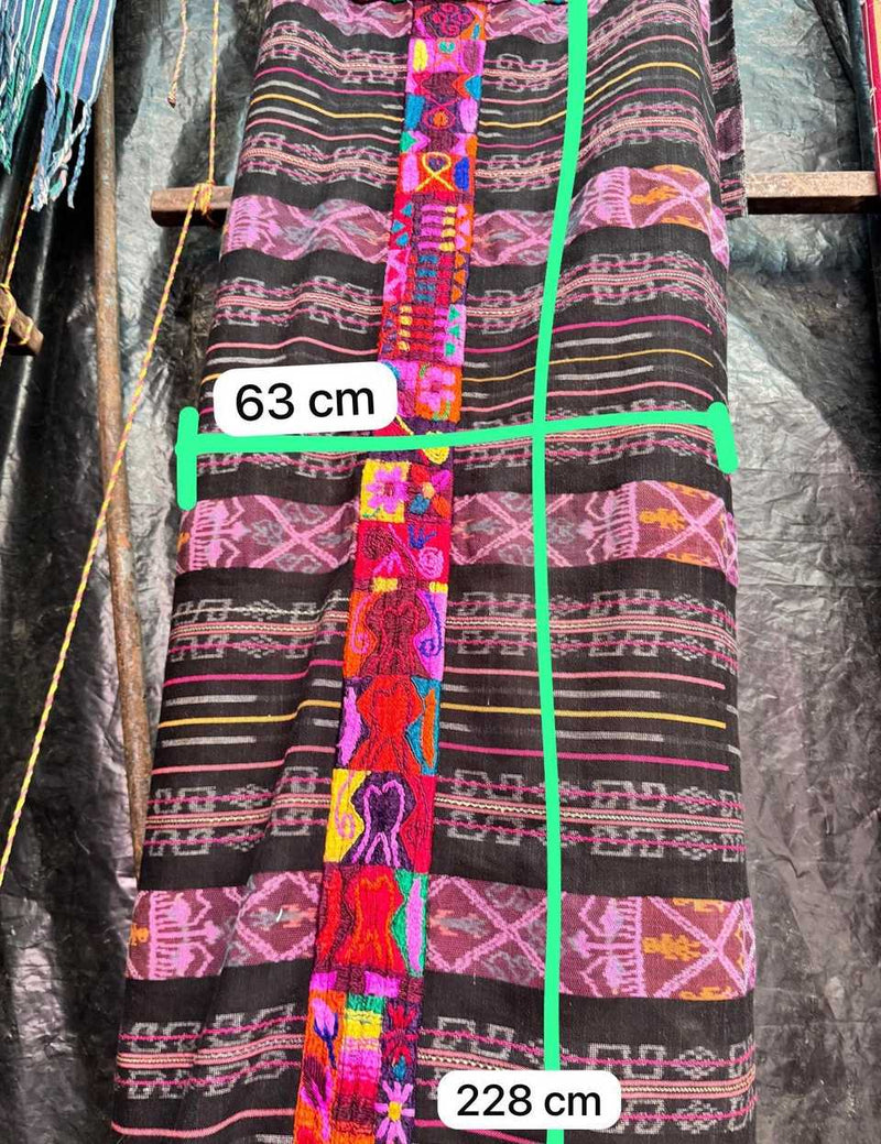 Pink and black Chichicastenango corte #5-69
