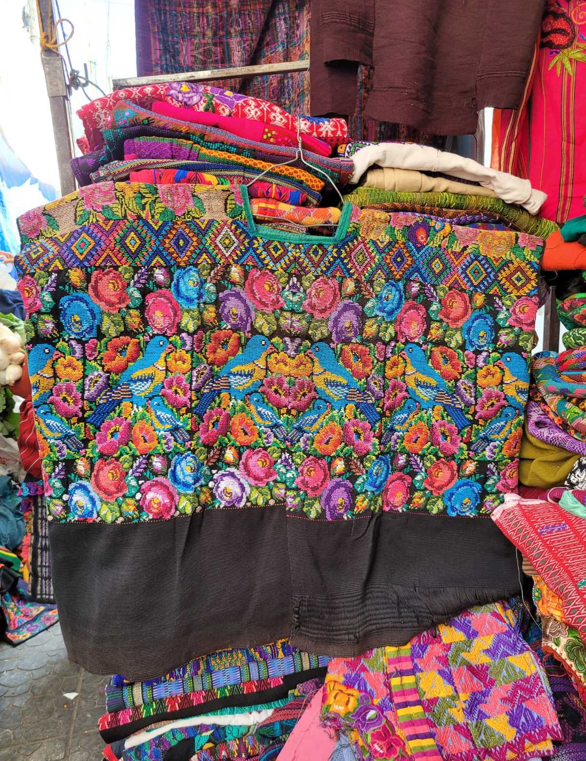 Floral doves Aguas Calientas huipil #3-22