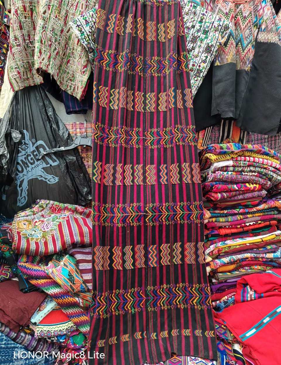 Burgundy and black zigzag Colotenango corte #4-294