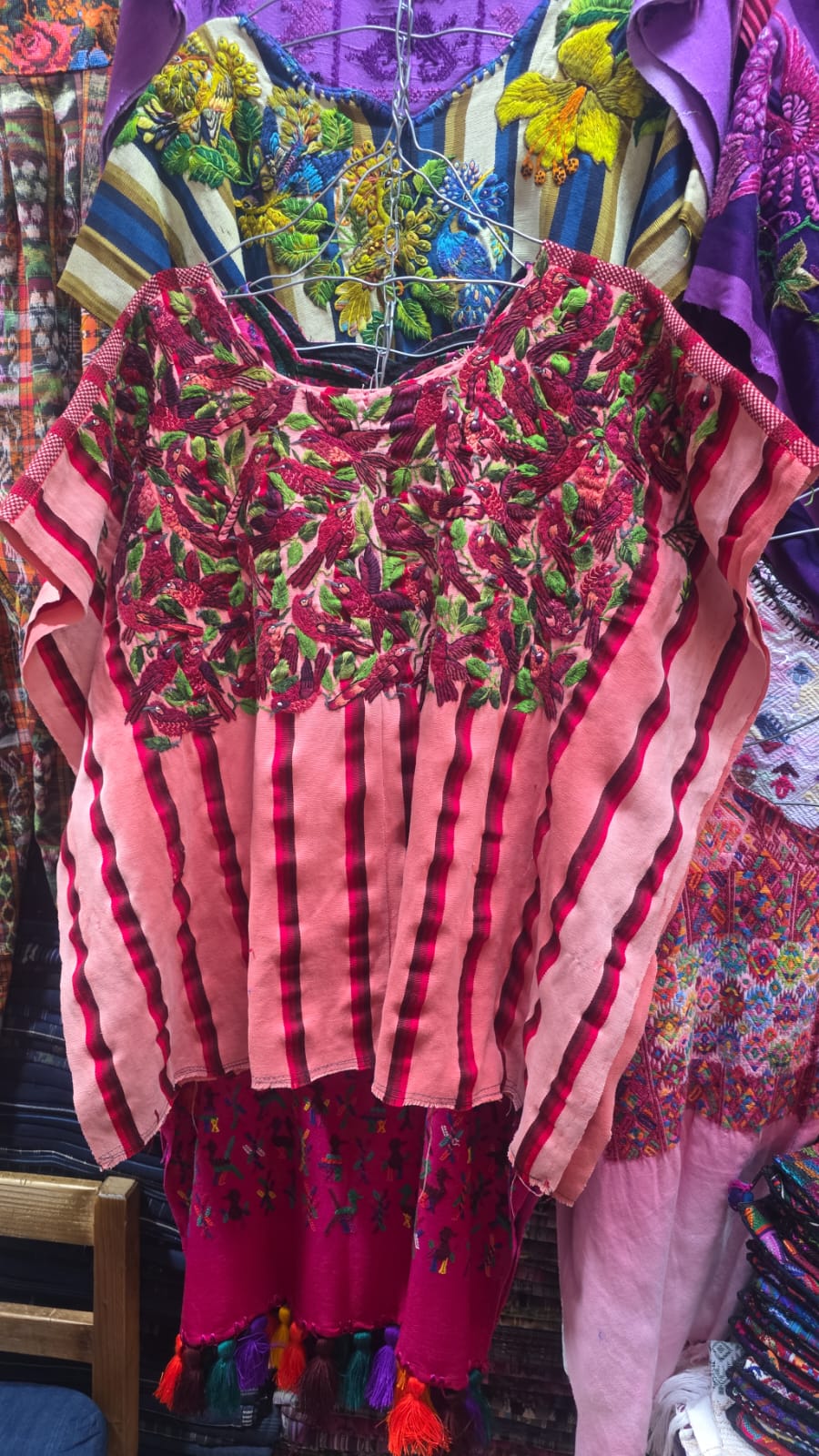 Huípiles Santiago coral y Santiago verde para Jennifer