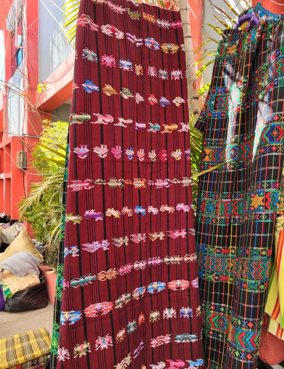 Burgundy Colotenango corte #3-75