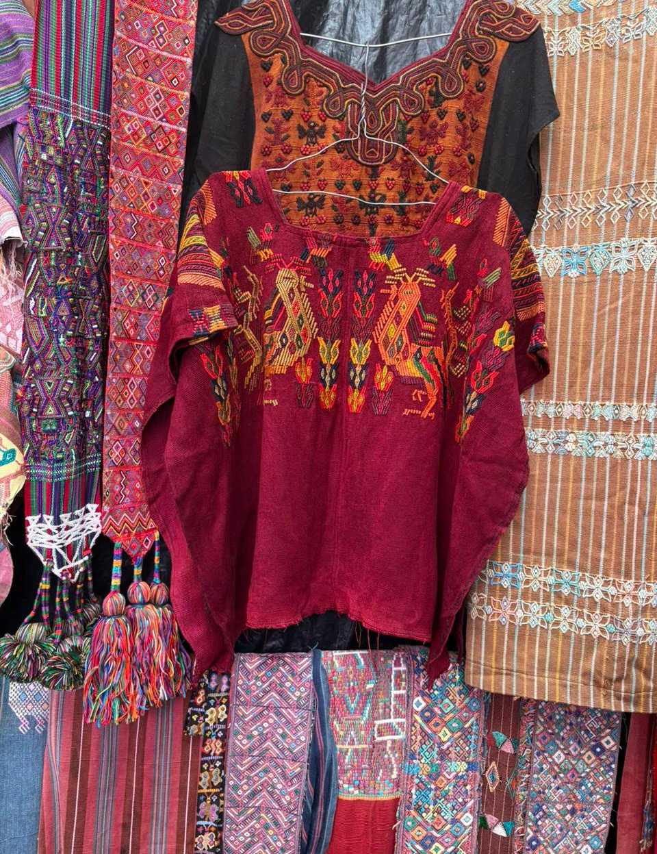 (Reservado para Jo) Huipil Chajul color borgoña #1-56