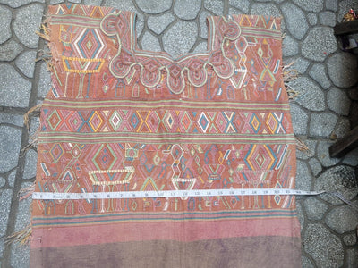 Hermoso huipil coral de Nebaj para Stacey