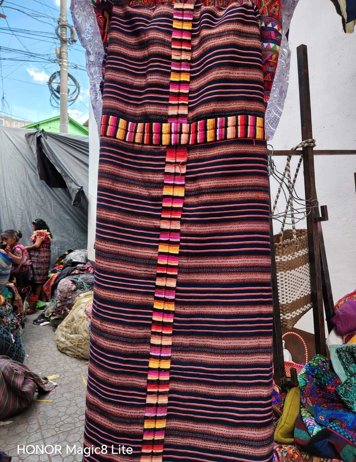 Pink and black Chichicastenango corte #4-66
