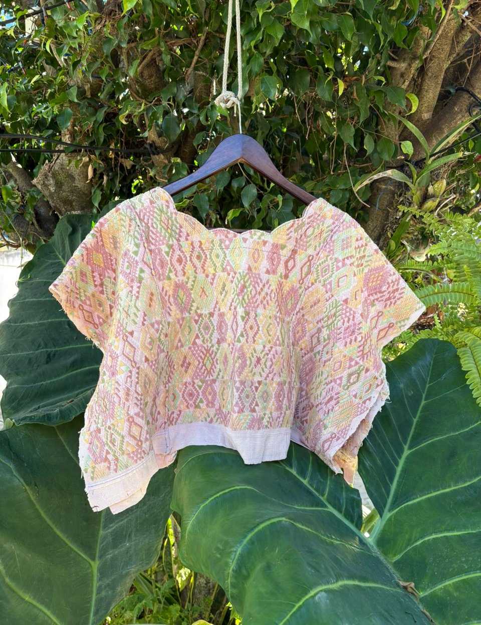 (Reservado para Anne) Huipil de Cobán pastel y tzute de Nebaj