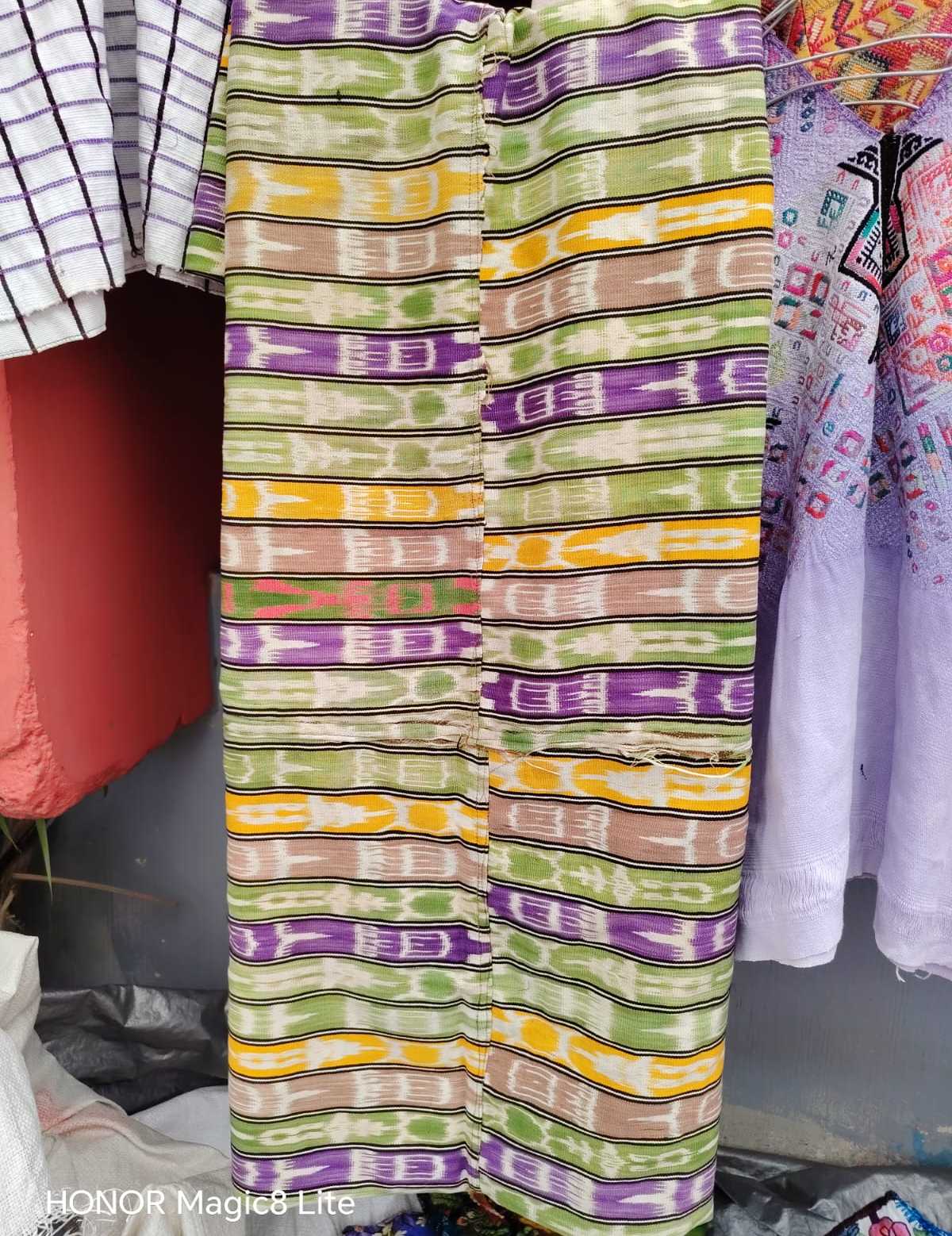 Green and berry Ikat corte #4-89