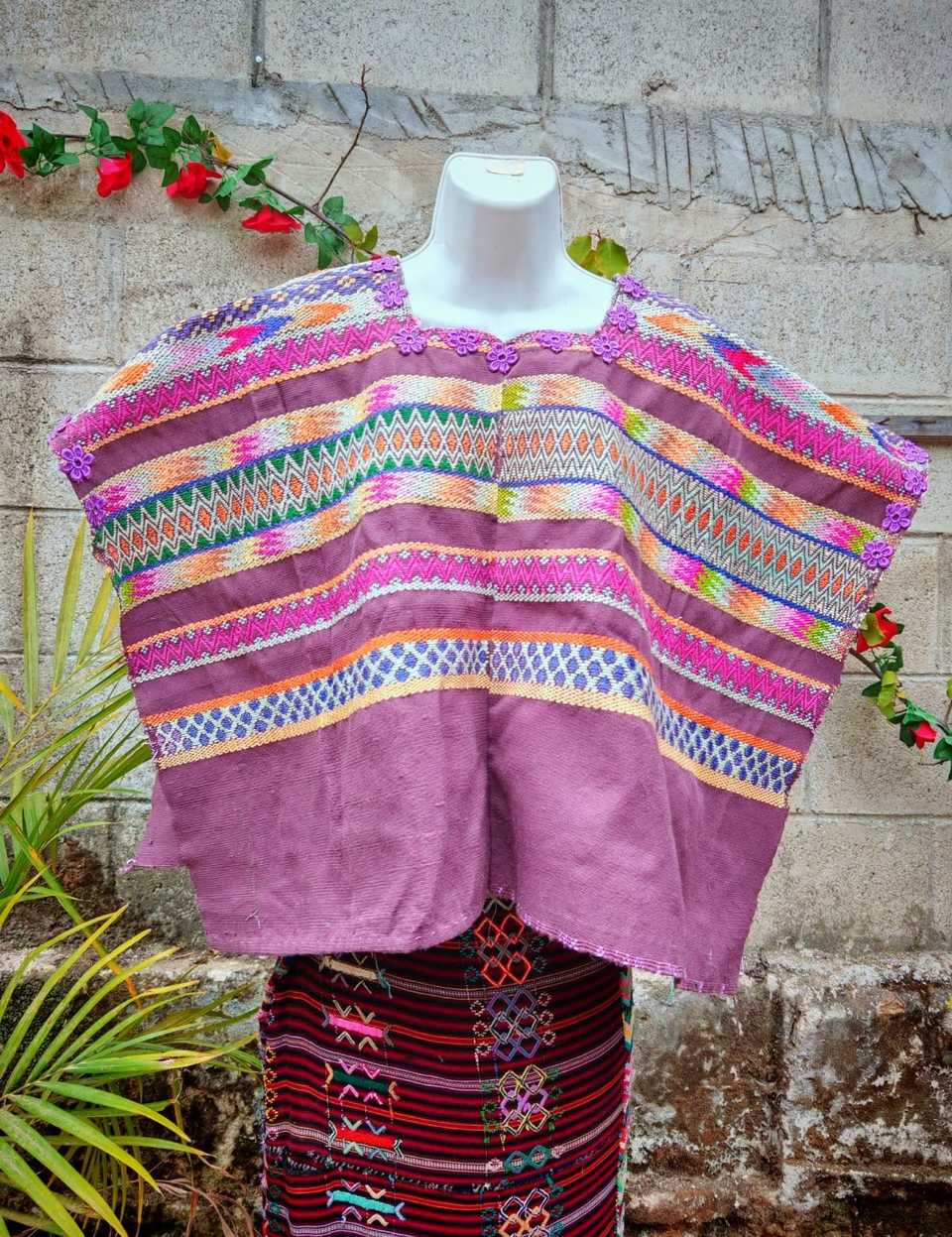 Berry Comalapa huipil #4-281