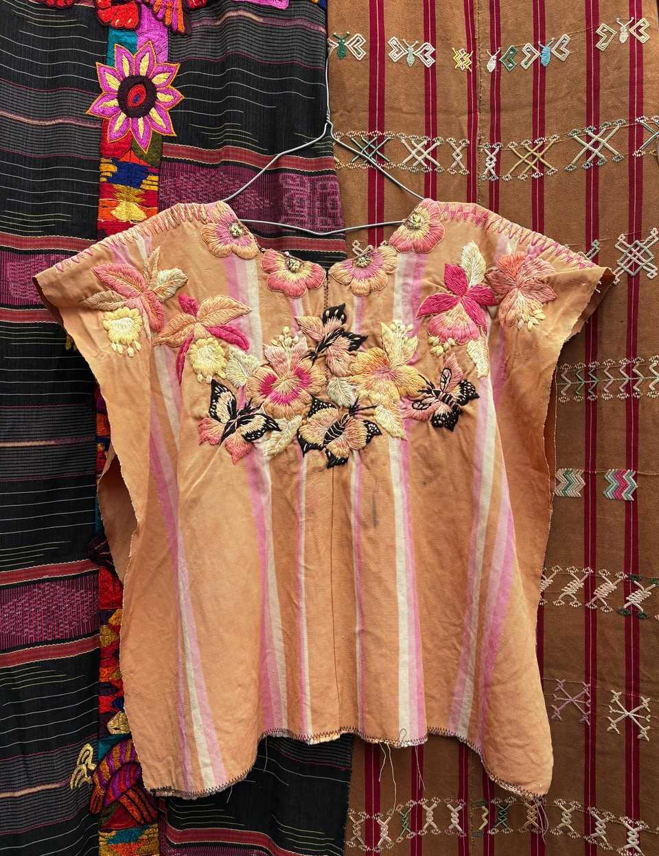 Biscuit Santiago huipil #4-241