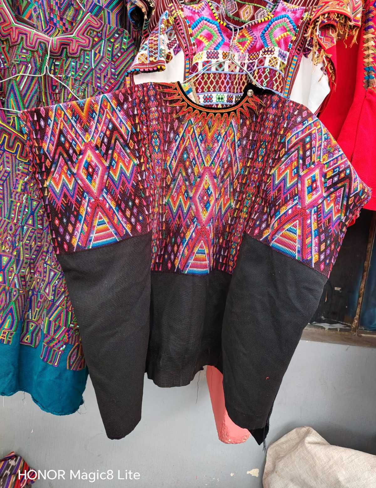 Traditional geometric Chichicastenango huipil #6-150
