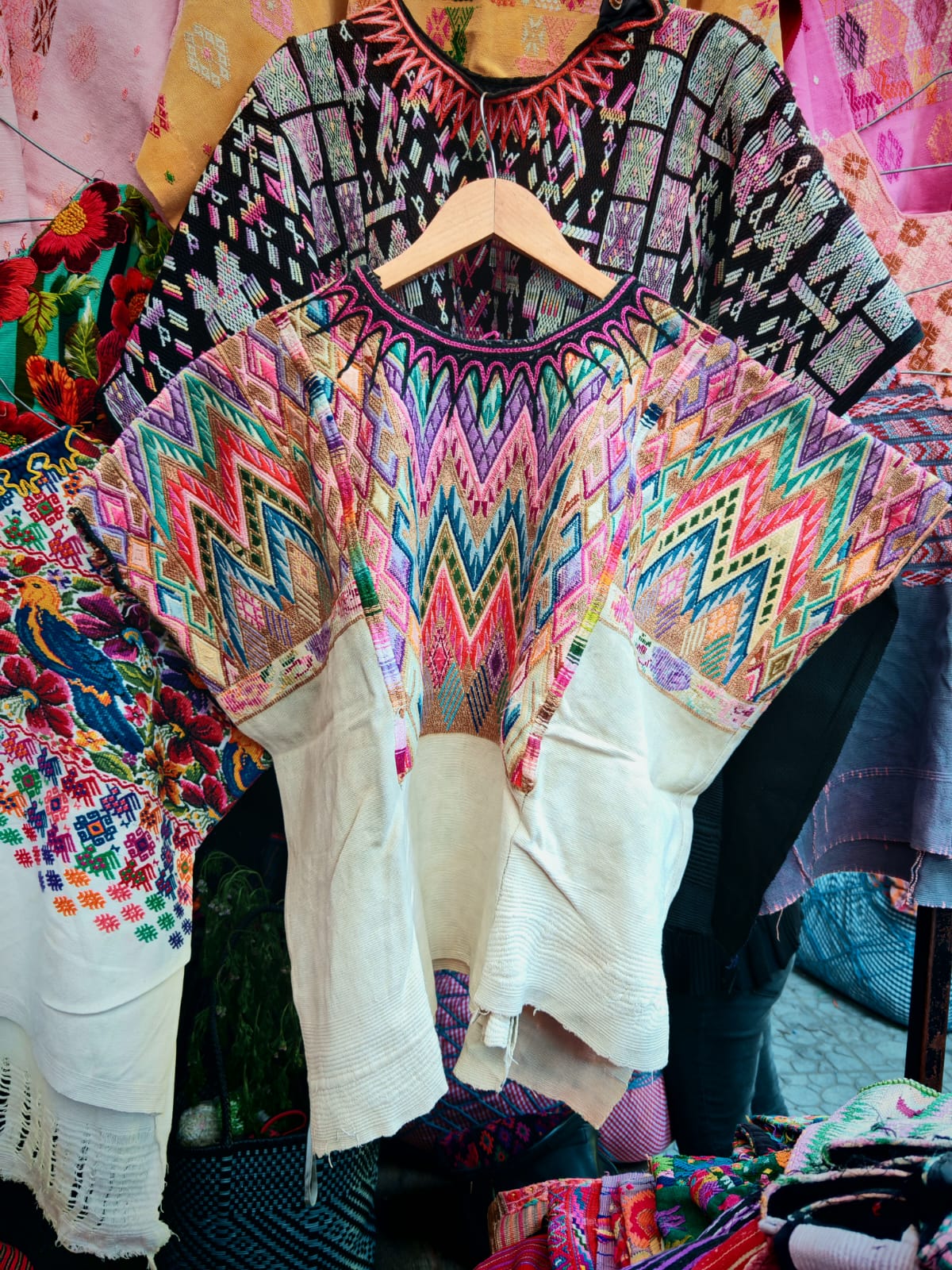 Huipil Chevron Chichicastenango (reservado para Monika)