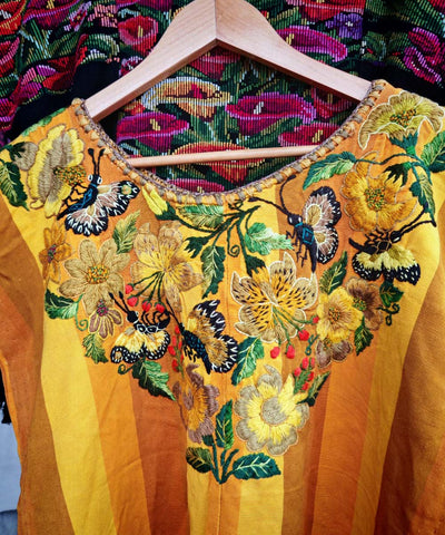 Amber Santiago huipil