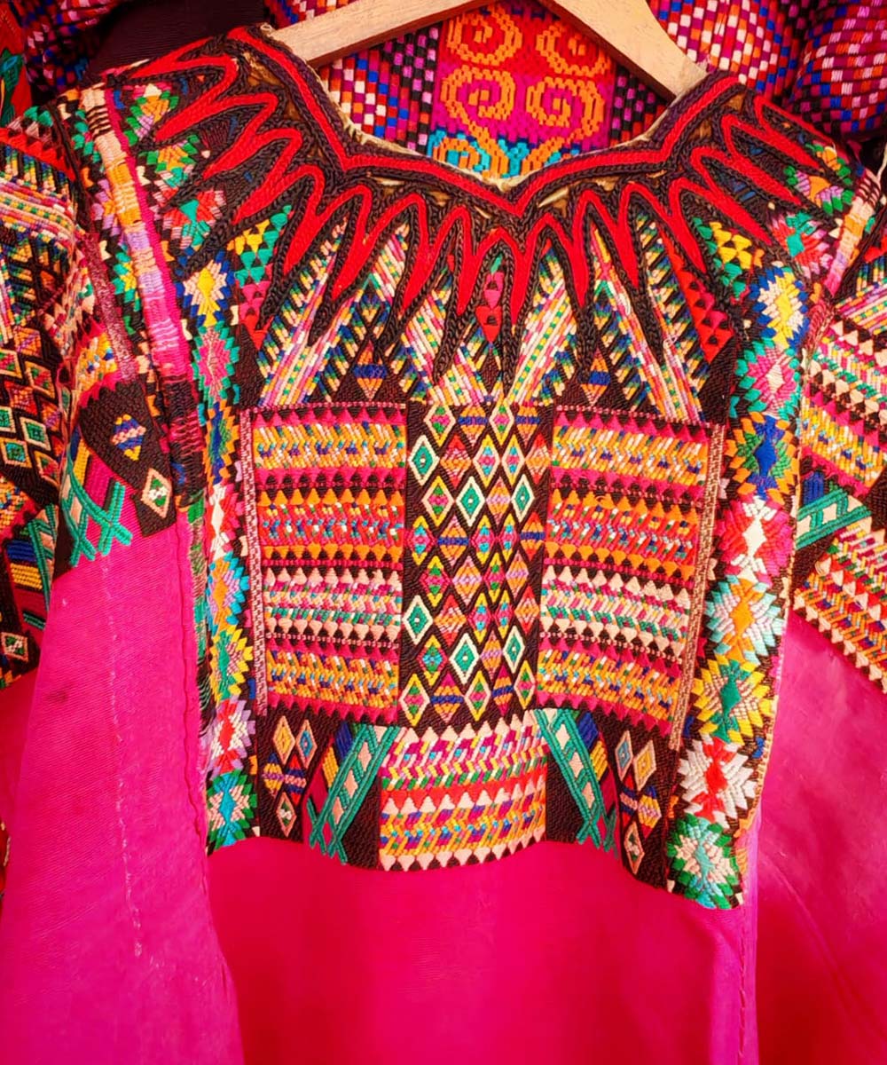 4 Chichi huipiles para Mucy