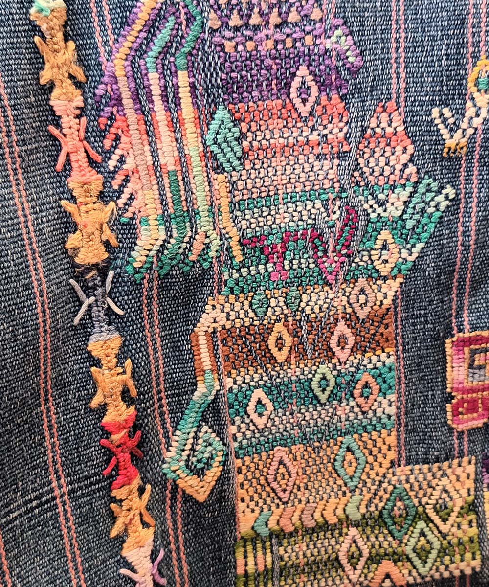 Indigo Nahuala hupil with Mayans in ceremony
