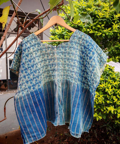 Nahuala huipil with chickens