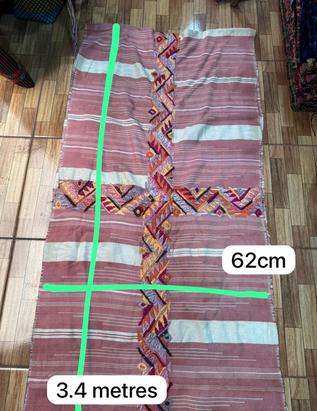 1 corte rosa para Andrea