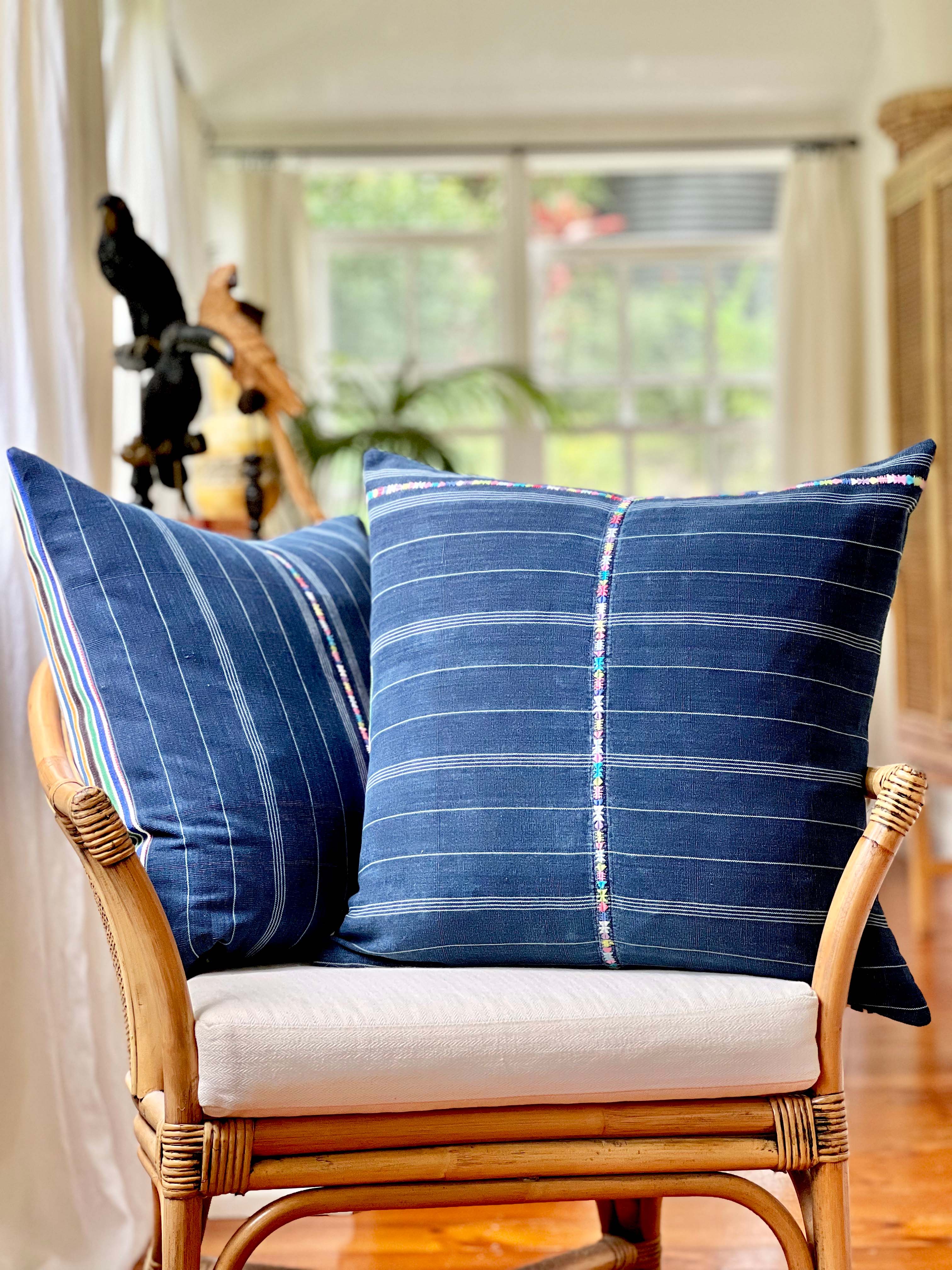 2 in 1 Pillow - Colourful striped and indigo cortes