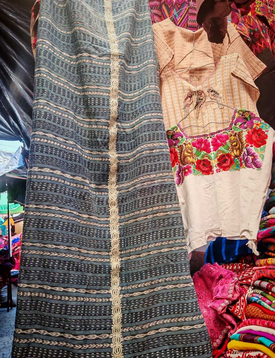 Grey and cream Chichicastenango corte #5-19
