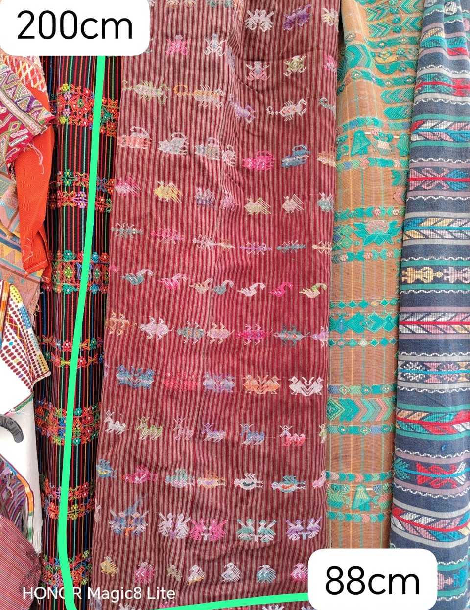 Burgundy with animal motifs Colotenango corte #5-110