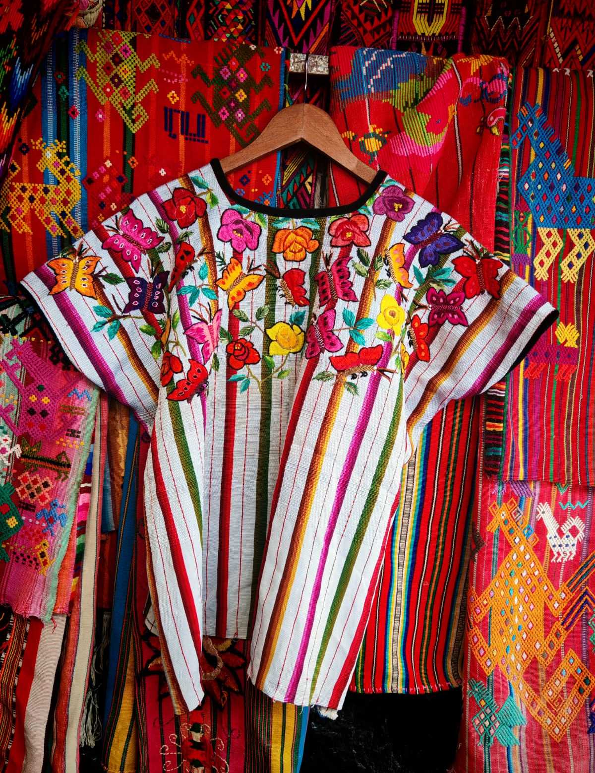 Colourful Santiago Huipil #6-313